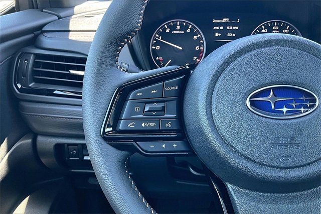 2025 Subaru Forester Touring photo 17