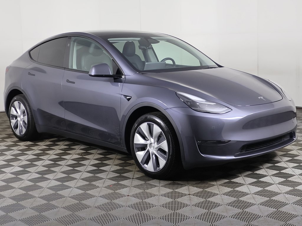 2023 Tesla Model Y Long Range photo 2