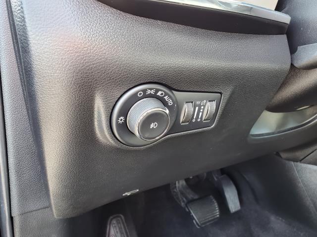 2022 Jeep Compass Limited photo 6