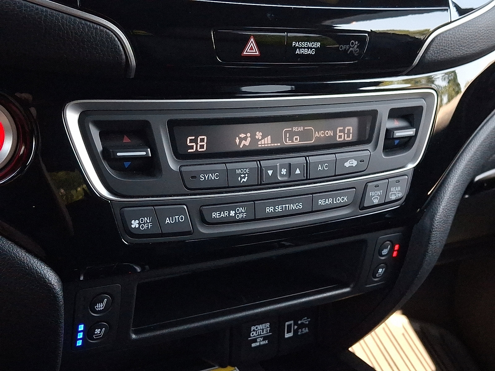 2022 Honda Passport Elite photo 17