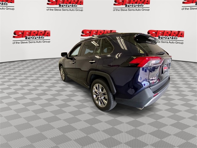 2022 Toyota RAV4 Limited photo 7