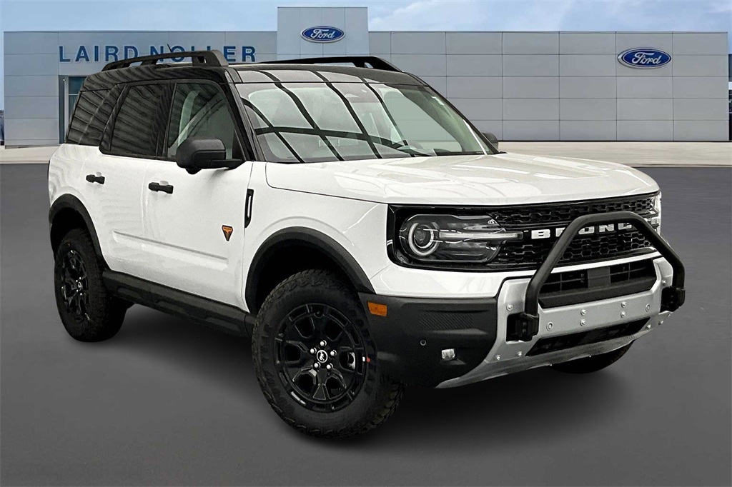 2025 Ford Bronco Sport Badlands photo 2