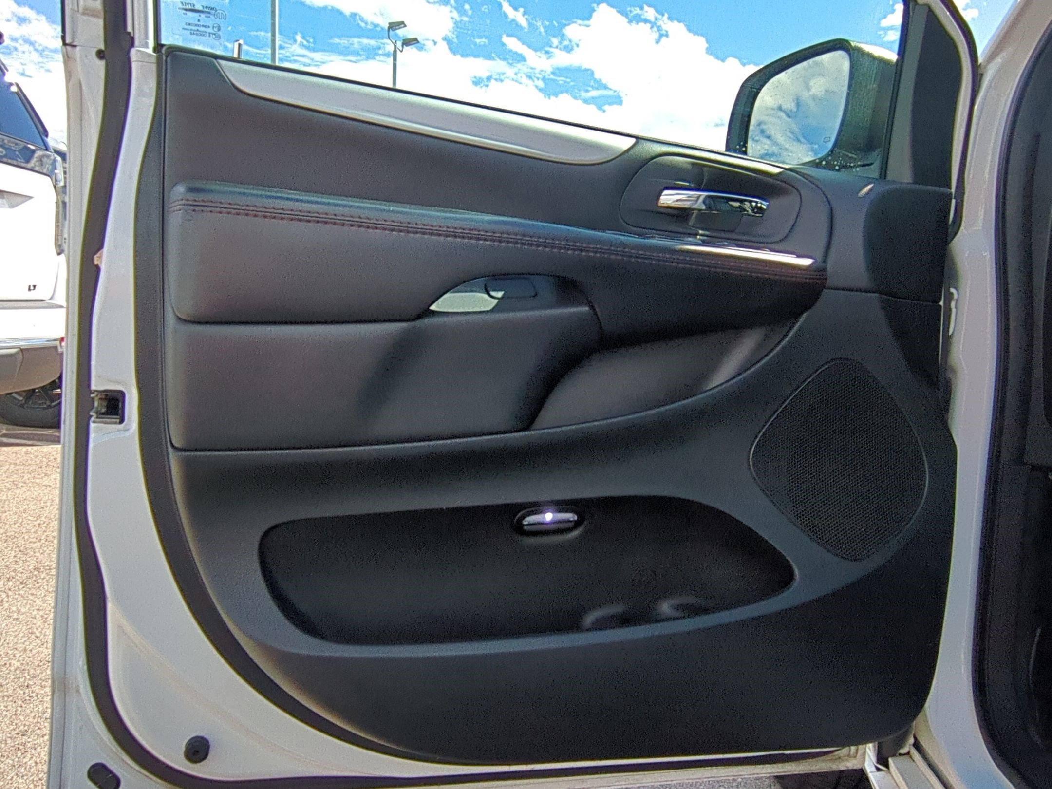 2018 Dodge Grand Caravan GT photo 11