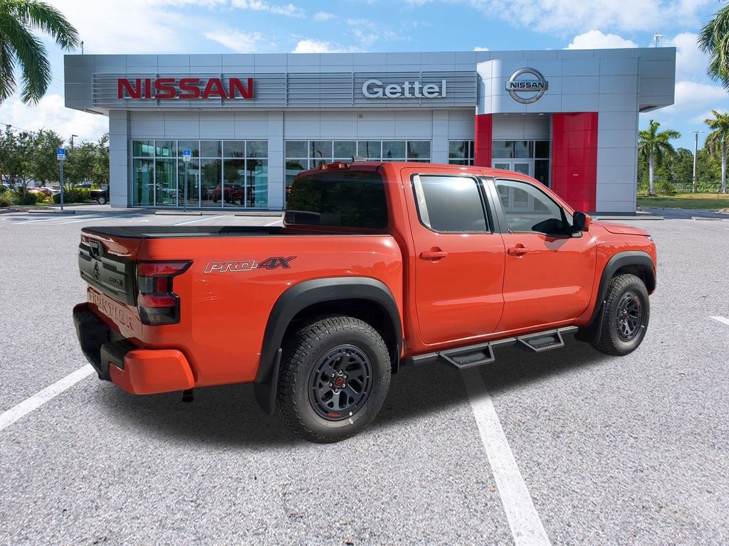 2025 Nissan Frontier Crew Cab PRO-4X photo 4