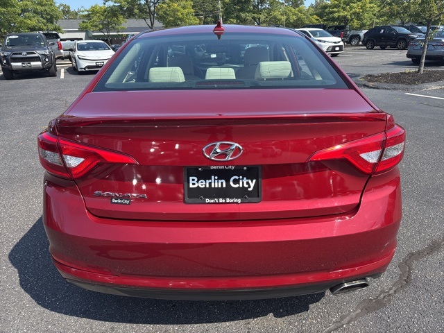 2015 Hyundai Sonata SE photo 4