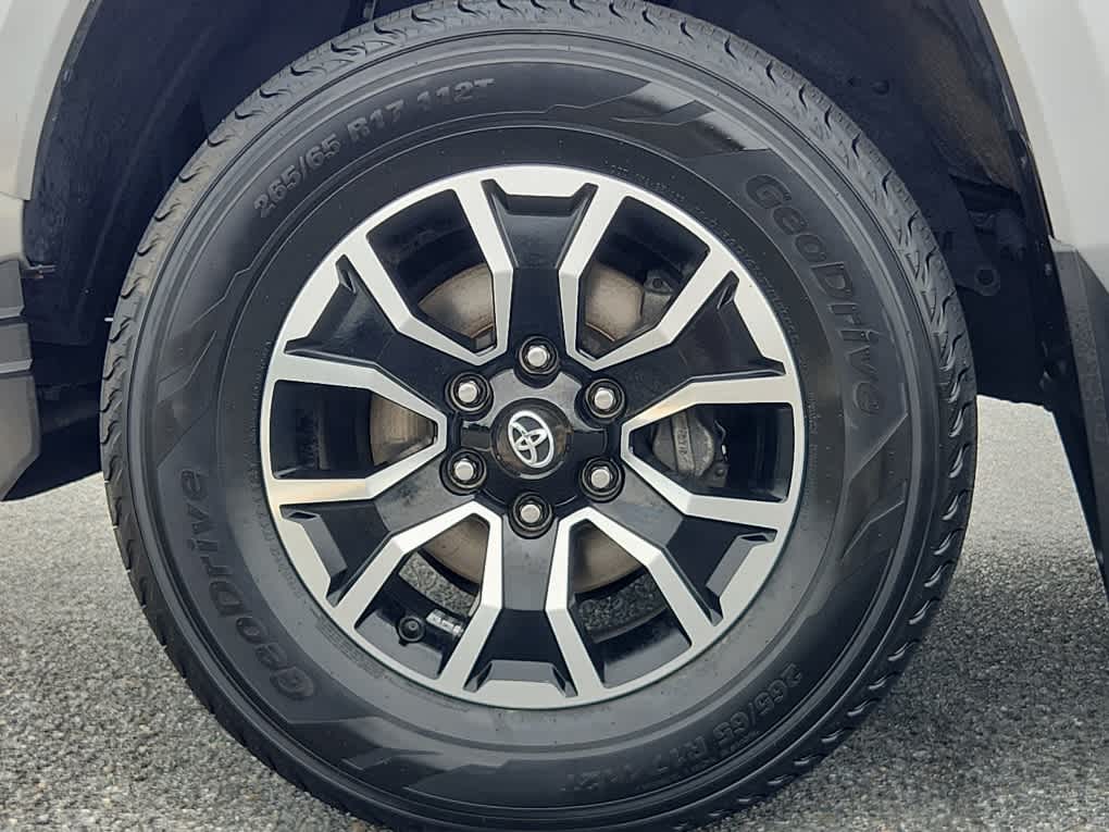 2023 Toyota Tacoma TRD Sport Double Cab V6 photo 6