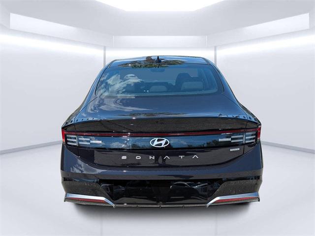 2025 Hyundai Sonata Hybrid SEL photo 4