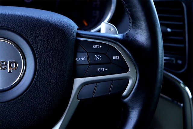 2017 Jeep Grand Cherokee Limited photo 14