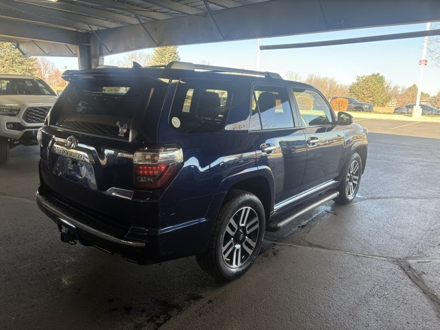 2014 Toyota 4Runner Limited photo 4