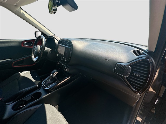 2023 Kia Soul GT-Line photo 27