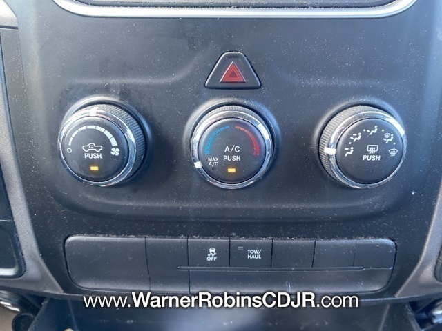2016 Ram 1500 Express photo 9