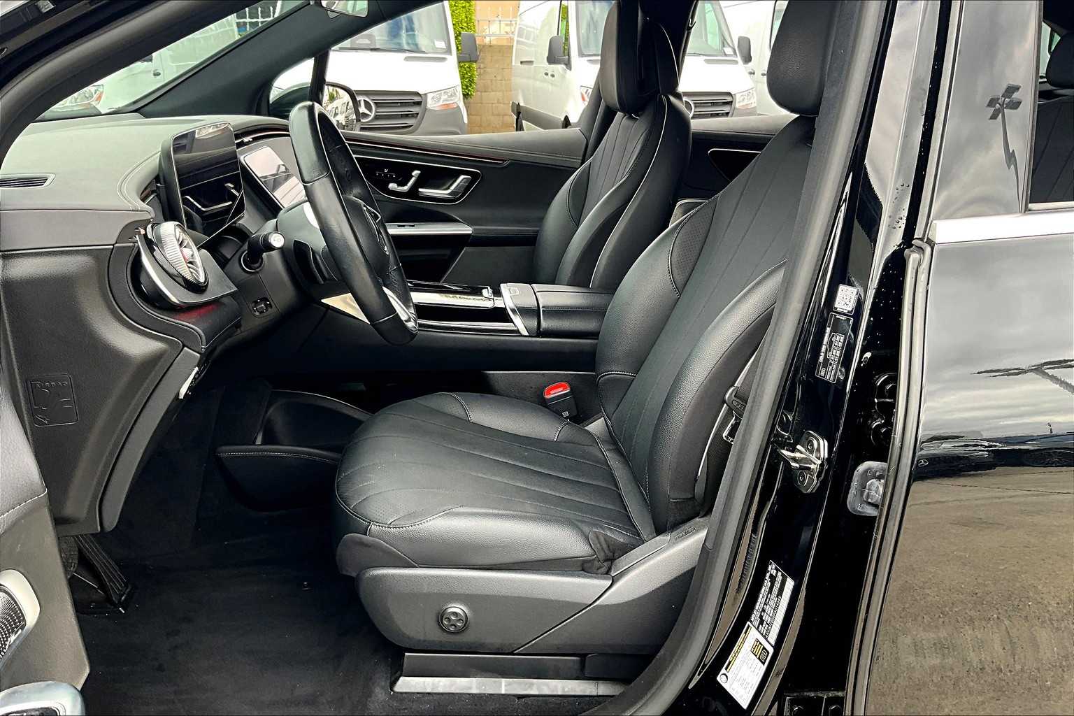 2023 Mercedes Benz EQE SUV 350 photo 6