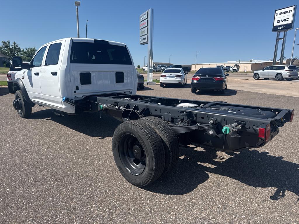 2025 Ram 5500 Tradesman photo 8