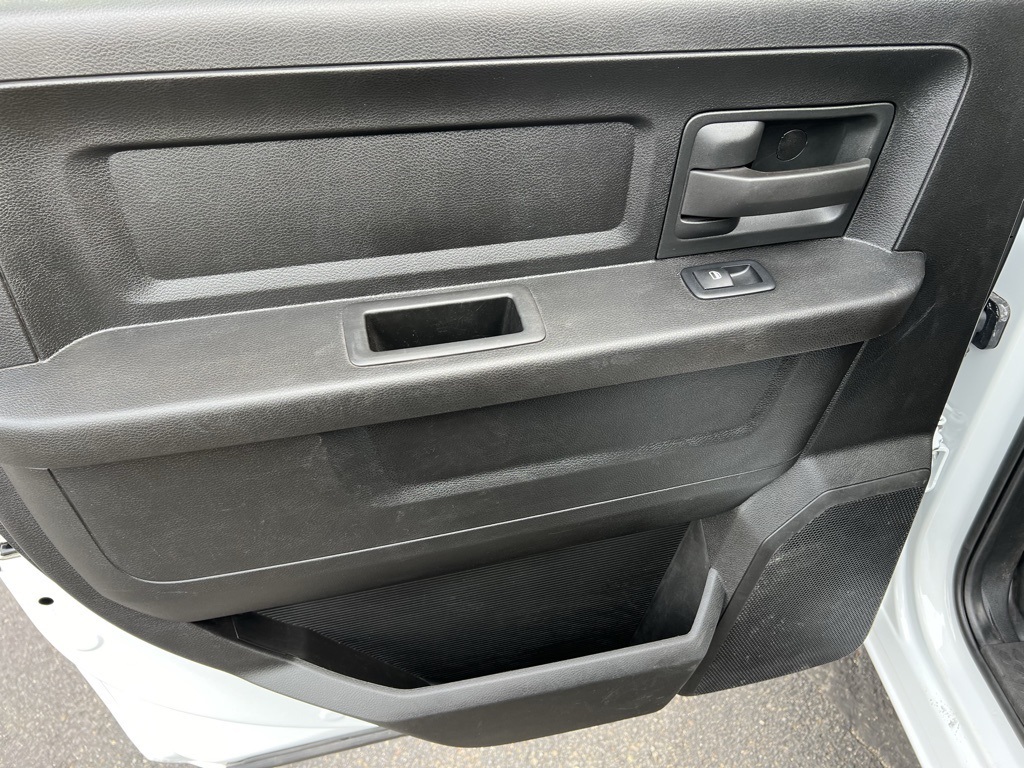 2022 Ram 5500 photo 21