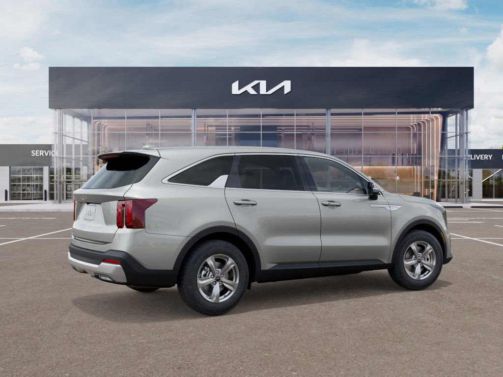 2026 Kia Sorento LX photo 4