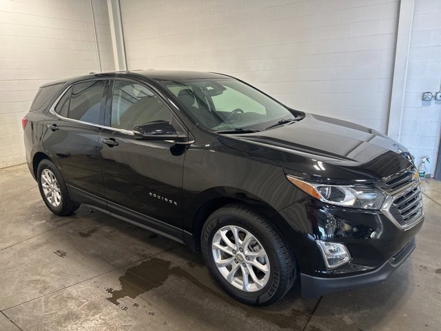 2019 Chevrolet Equinox LT photo 2