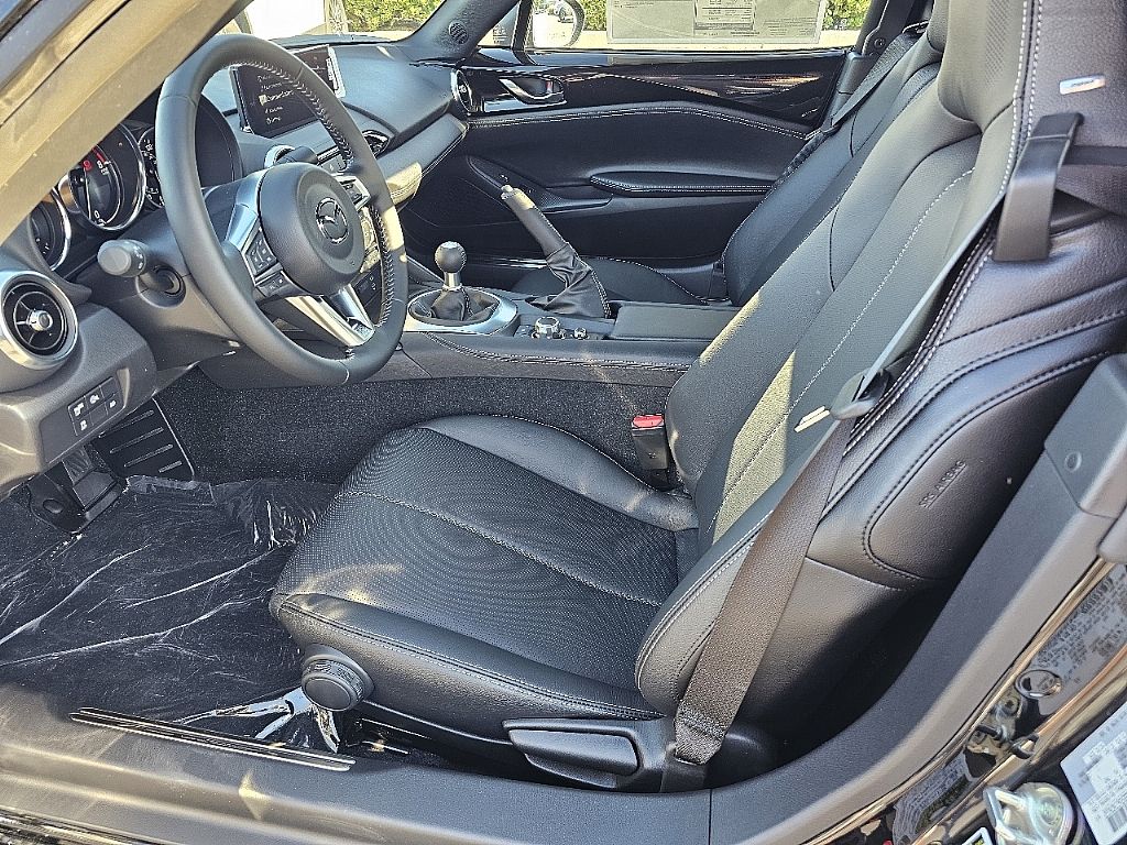 2025 Mazda MX-5 Miata Miata Grand Touring photo 17