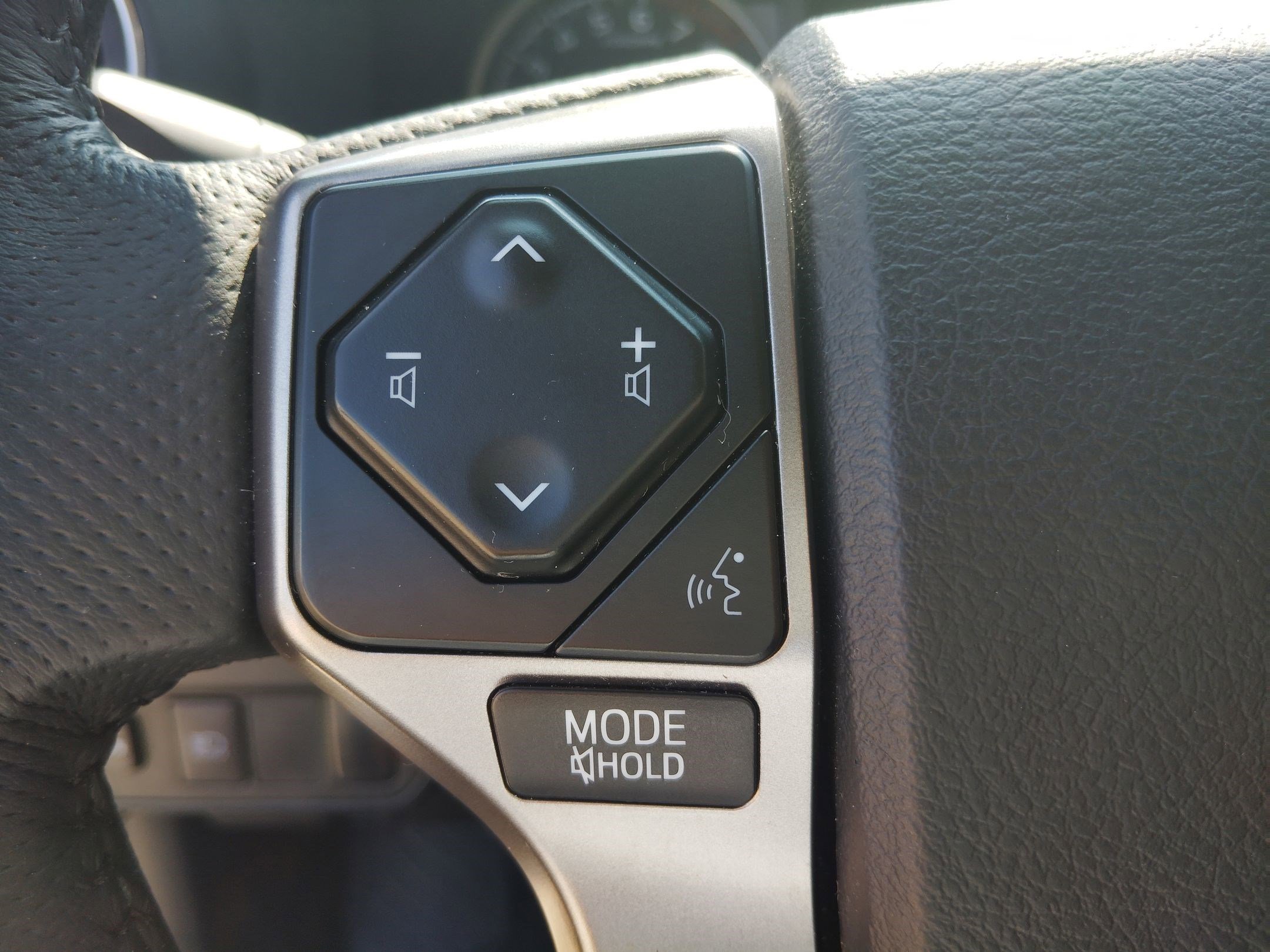2023 Toyota Tacoma SR5 photo 15