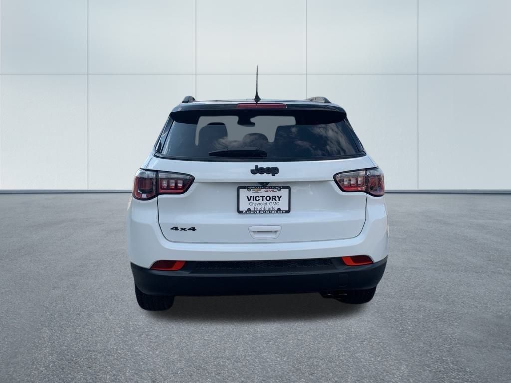 2022 Jeep Compass Altitude photo 4