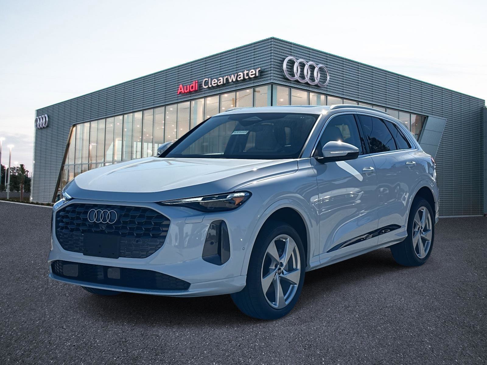 2025 Audi New Q5 Prestige's photo