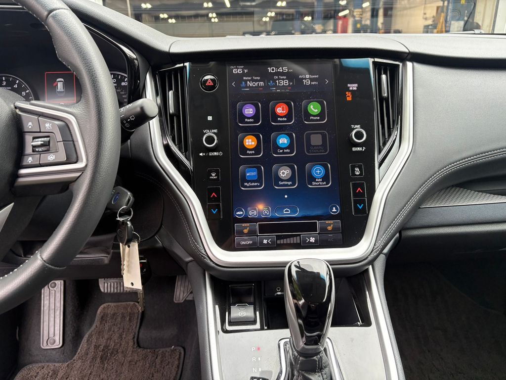 2022 Subaru Outback Premium photo 18