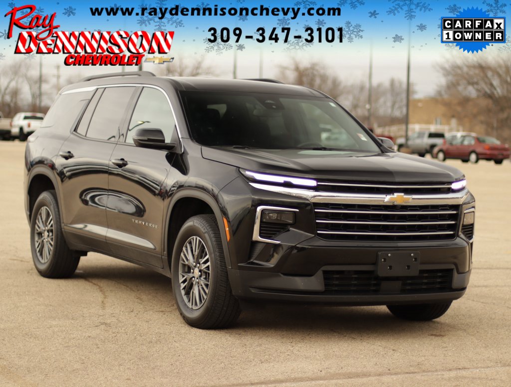 2025 Chevrolet Traverse LT's photo