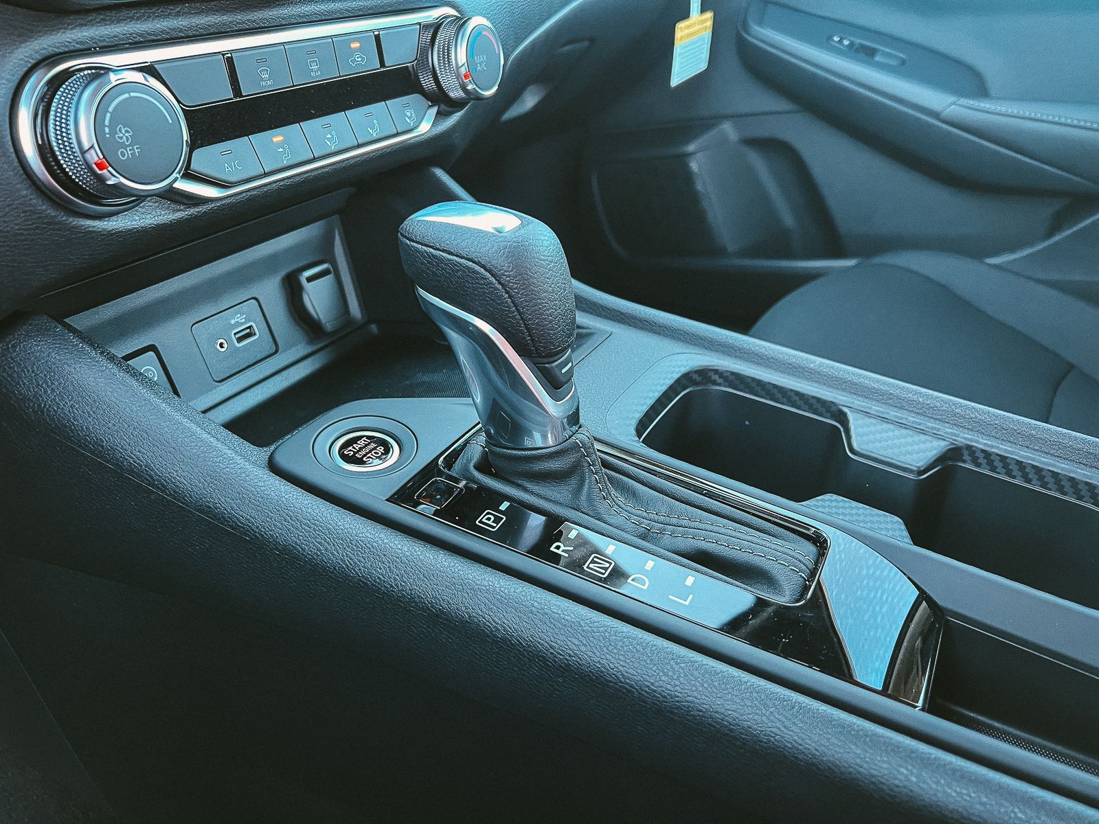 2025 Nissan Sentra S photo 40
