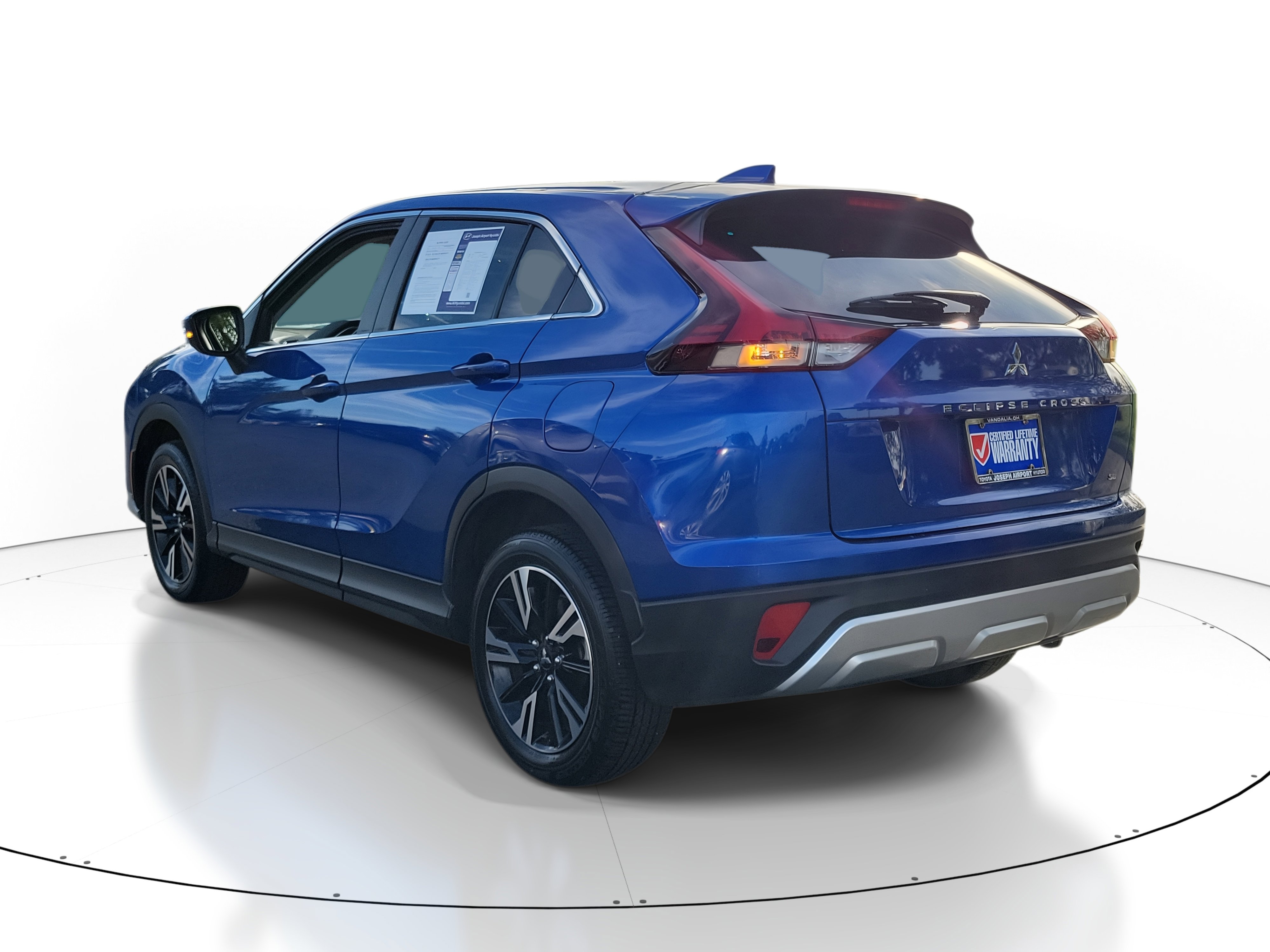 2024 Mitsubishi Eclipse Cross SE photo 3