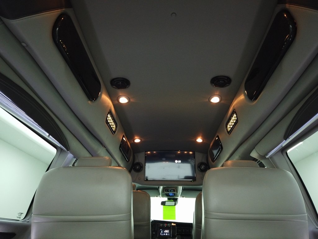 2020 Gmc Savana photo 8