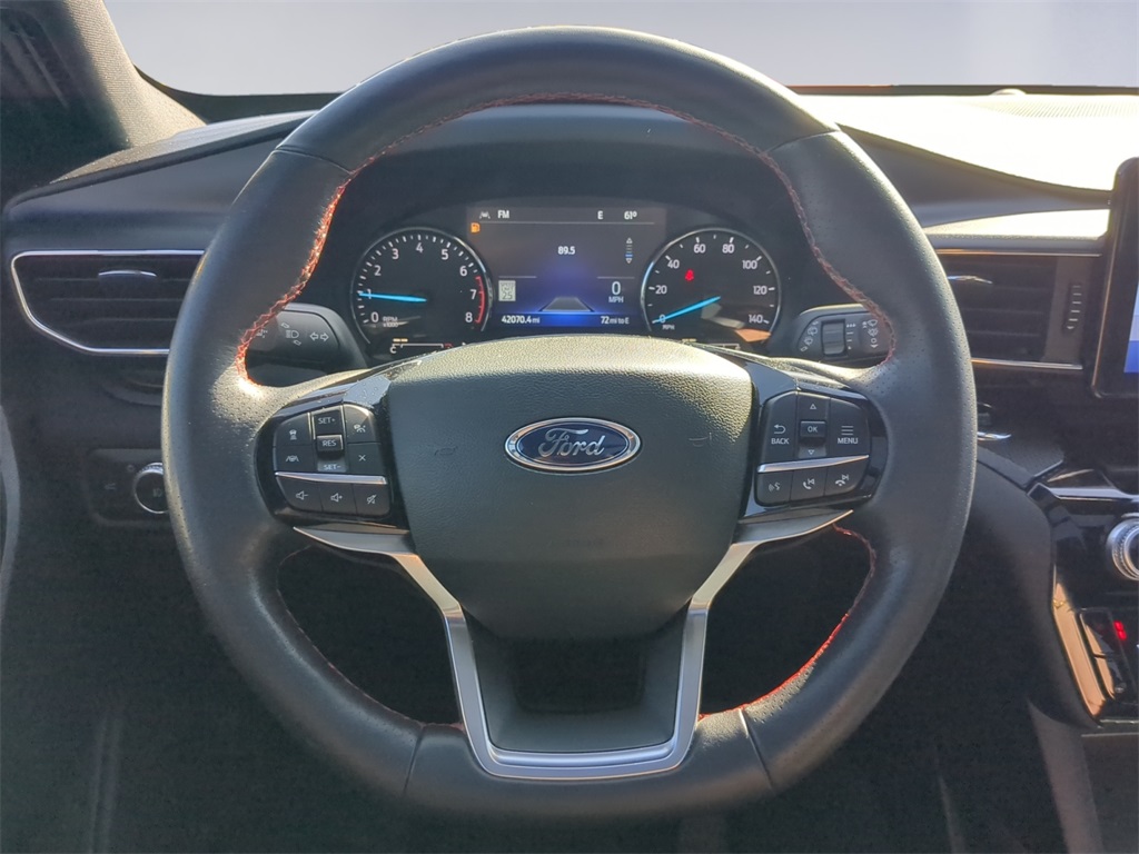 2023 Ford Explorer ST-Line photo 13