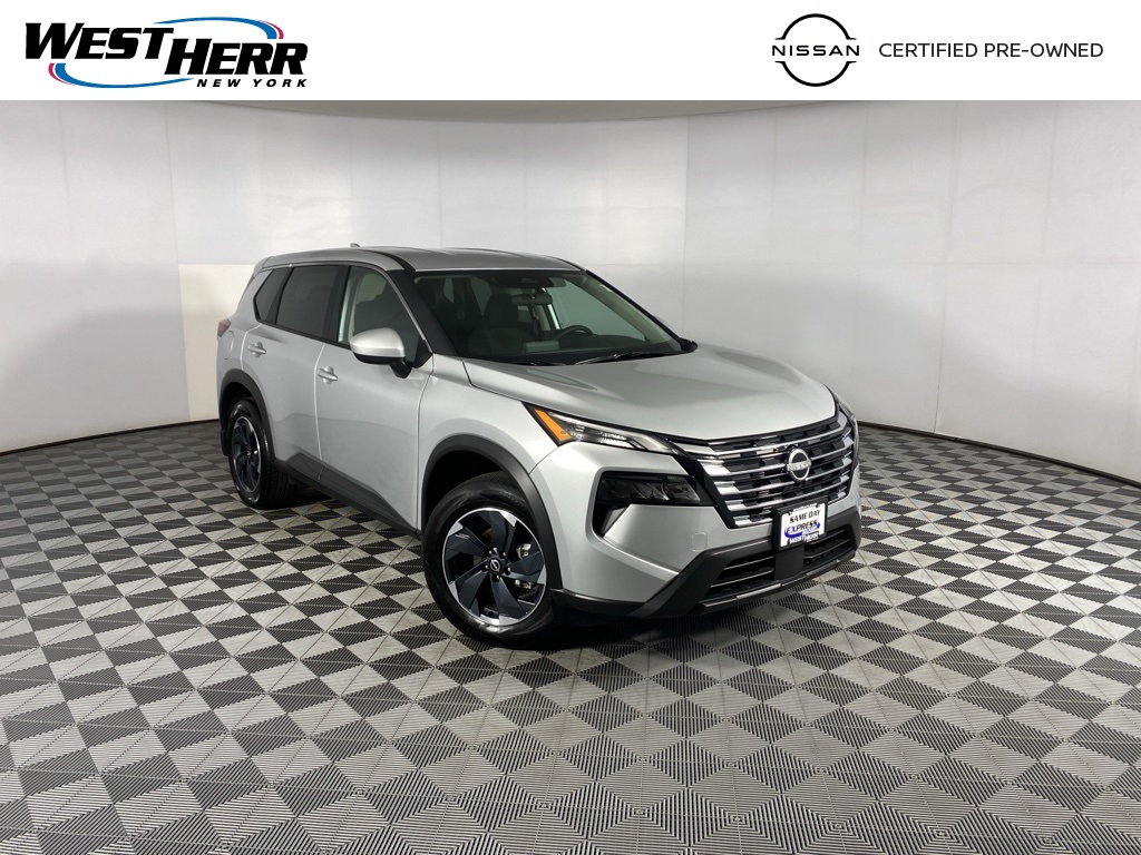 2025 Nissan Rogue SV's photo