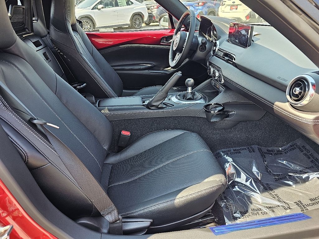 2025 Mazda MX-5 Miata Miata Grand Touring photo 13