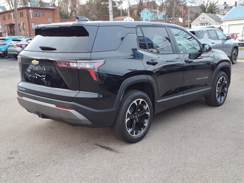 2026 Chevrolet Equinox LT photo 3