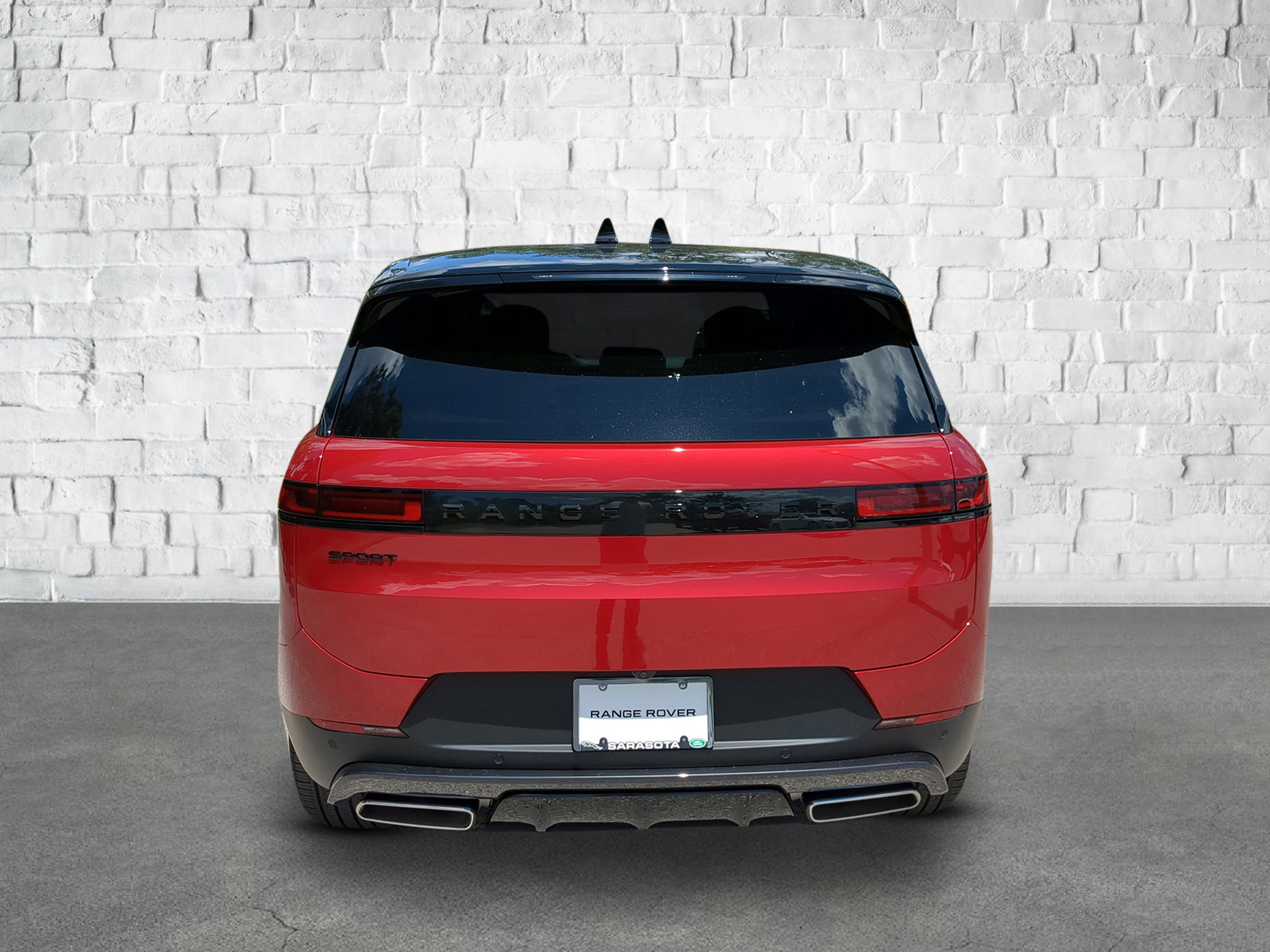 2025 Land Rover Range Rover Sport SE photo 5