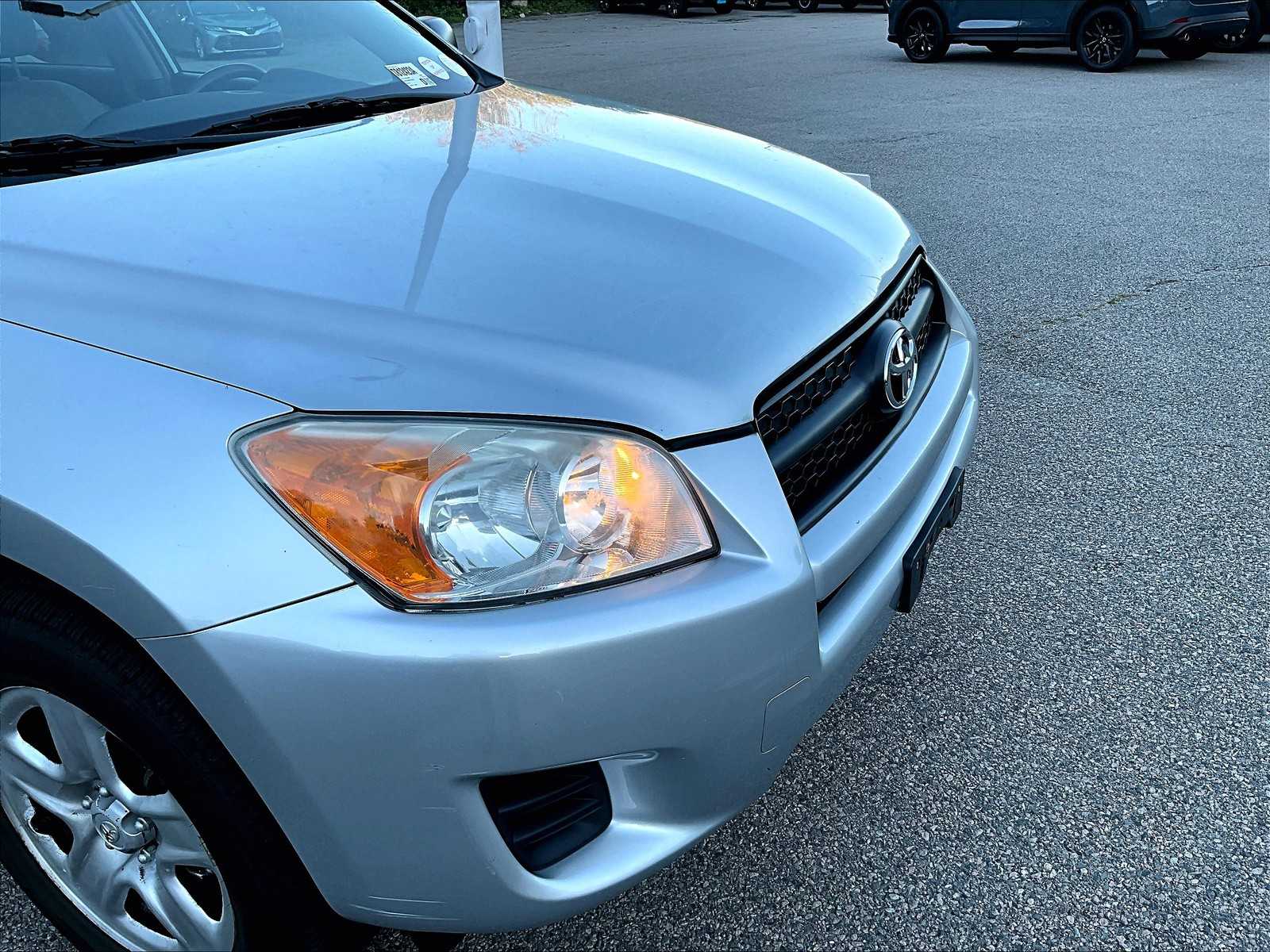 2011 Toyota RAV4 Sport photo 5