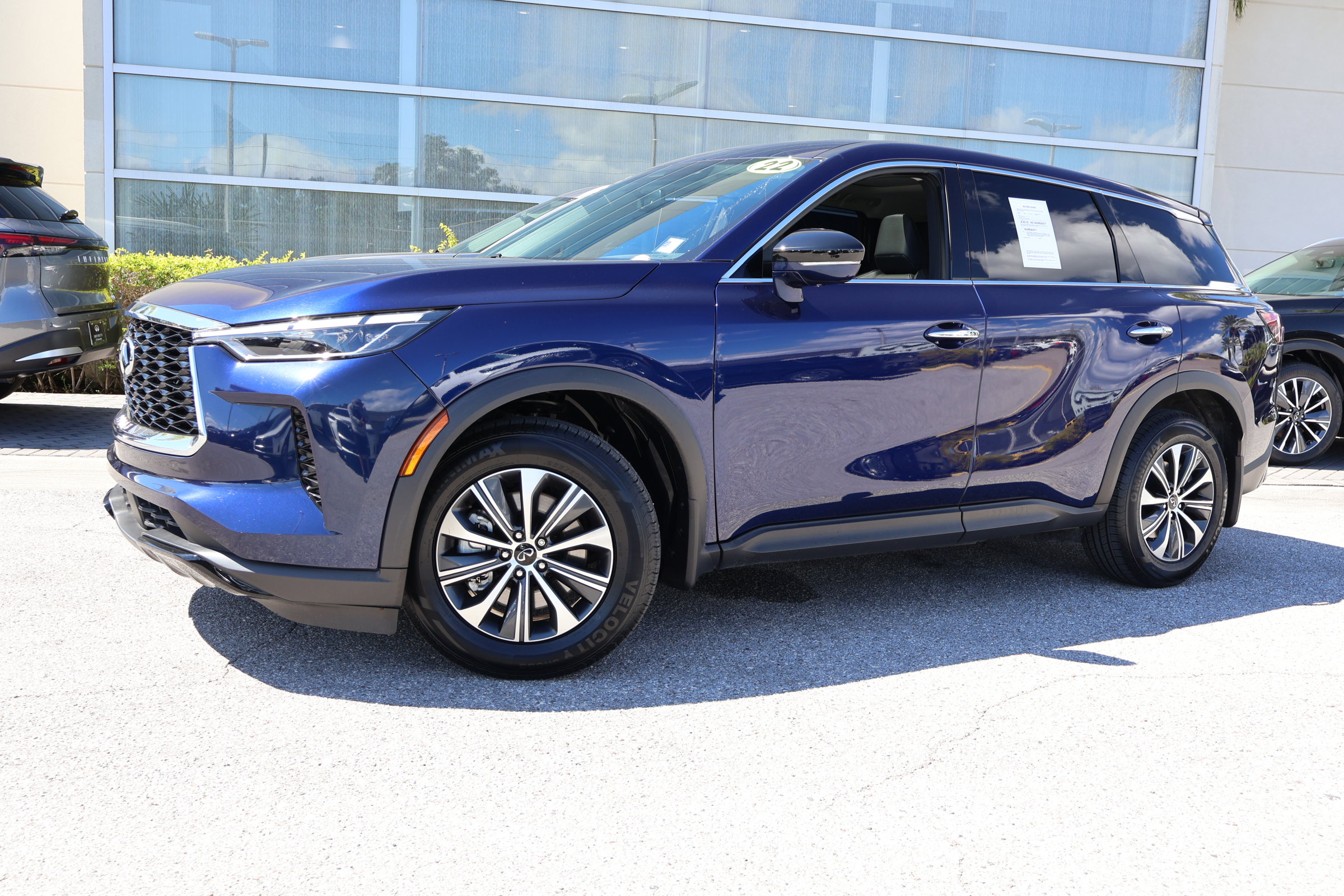 2022 INFINITI QX60 PURE's photo