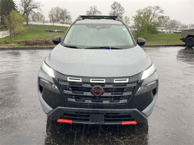 2025 Nissan Rogue SV photo 16