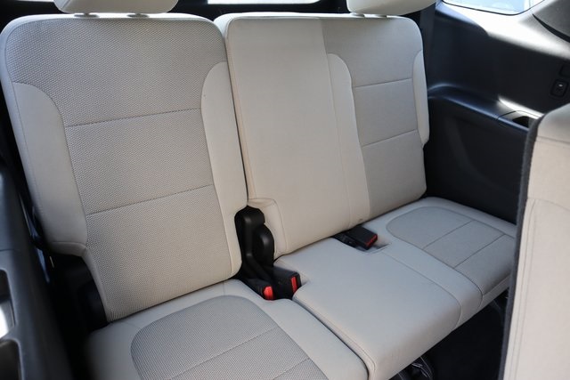 2022 Chevrolet Traverse LS photo 23
