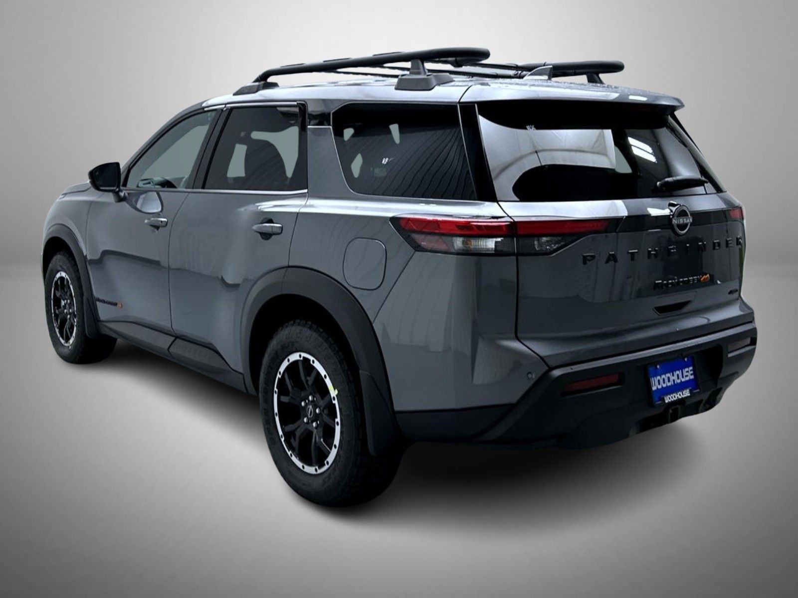 2025 Nissan Pathfinder SV photo 5