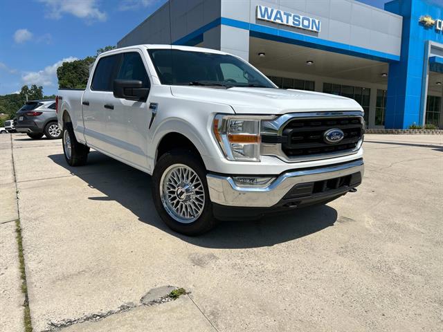 2021 Ford F-150 XLT photo 2