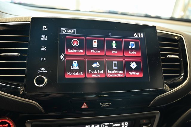 2023 Honda Ridgeline Black Edition photo 16