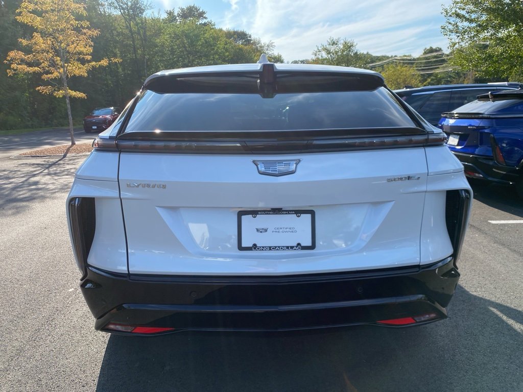 2024 Cadillac Lyriq photo 4
