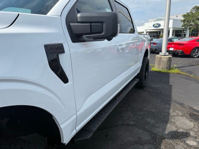 2025 Ford F-150 XLT photo 3