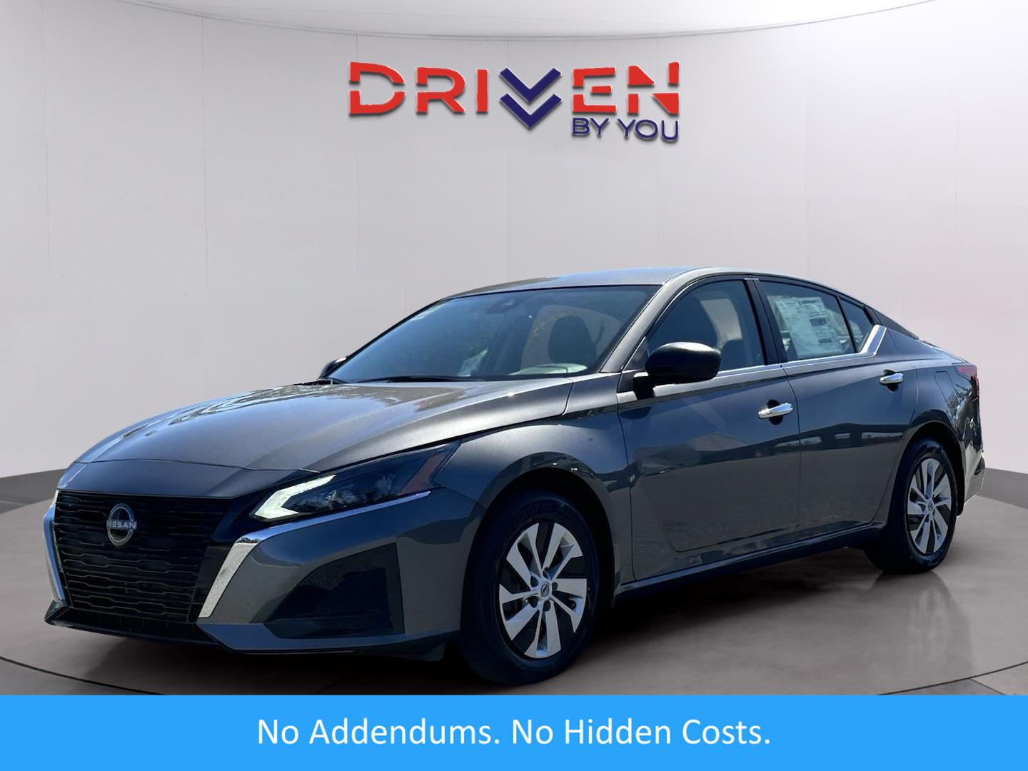 2025 Nissan Altima S's photo