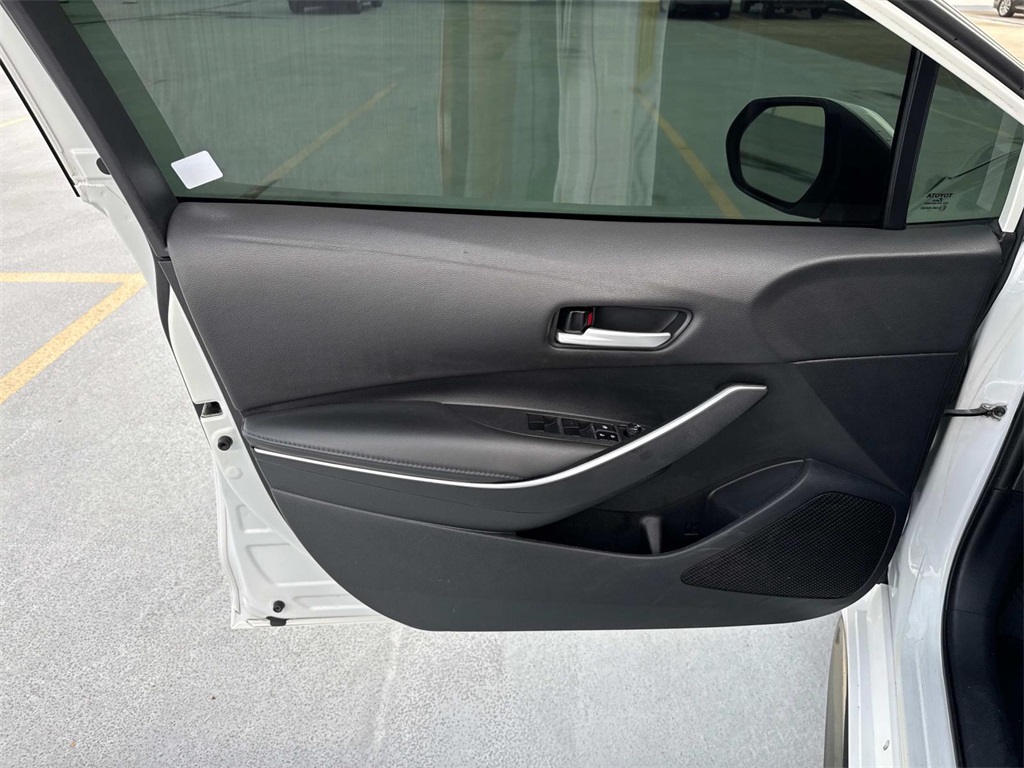 2022 Toyota Corolla SE photo 18