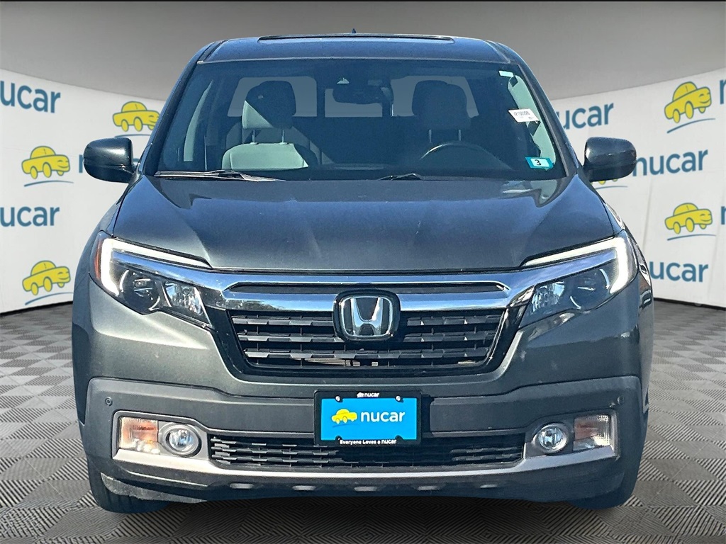 2019 Honda Ridgeline RTL-E photo 2