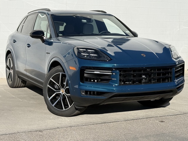 2026 Porsche Cayenne E-Hybrid Base photo 7
