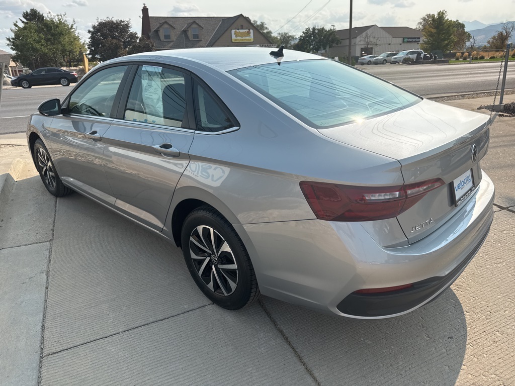 2024 Volkswagen Jetta 1.5T S photo 4