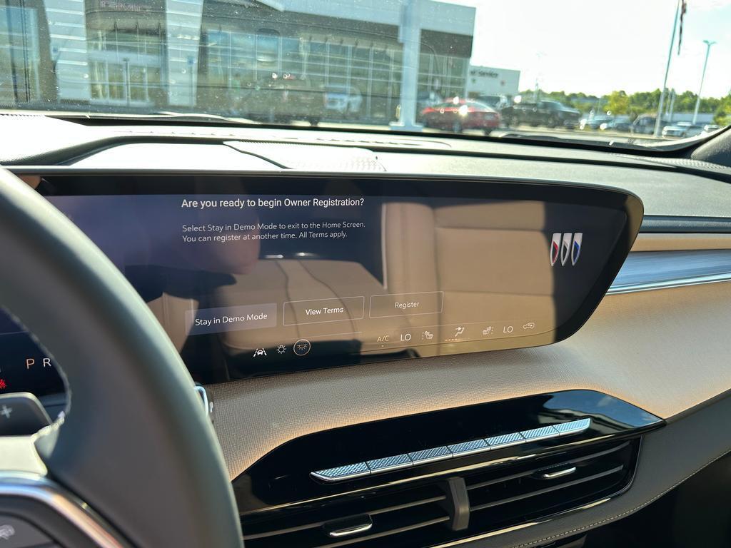2026 Buick Enclave Preferred photo 6