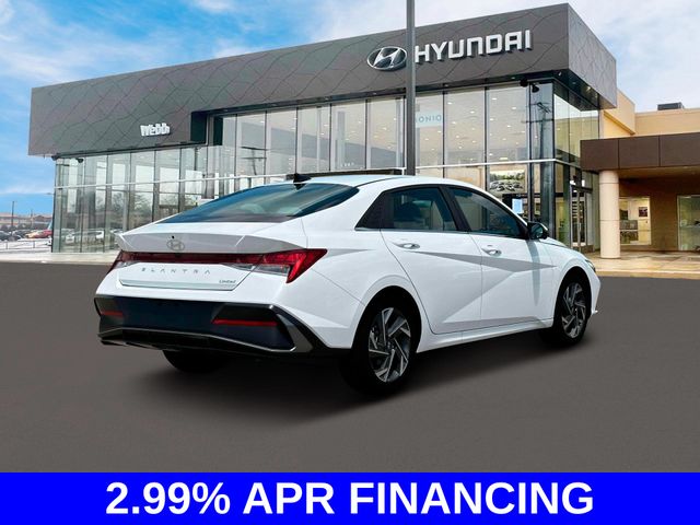 2025 Hyundai Elantra Limited photo 5